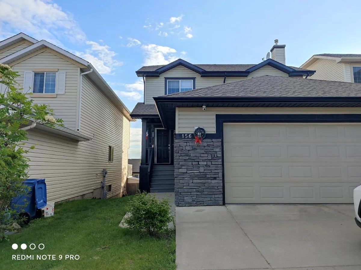 Lovely Home Calgary Country house